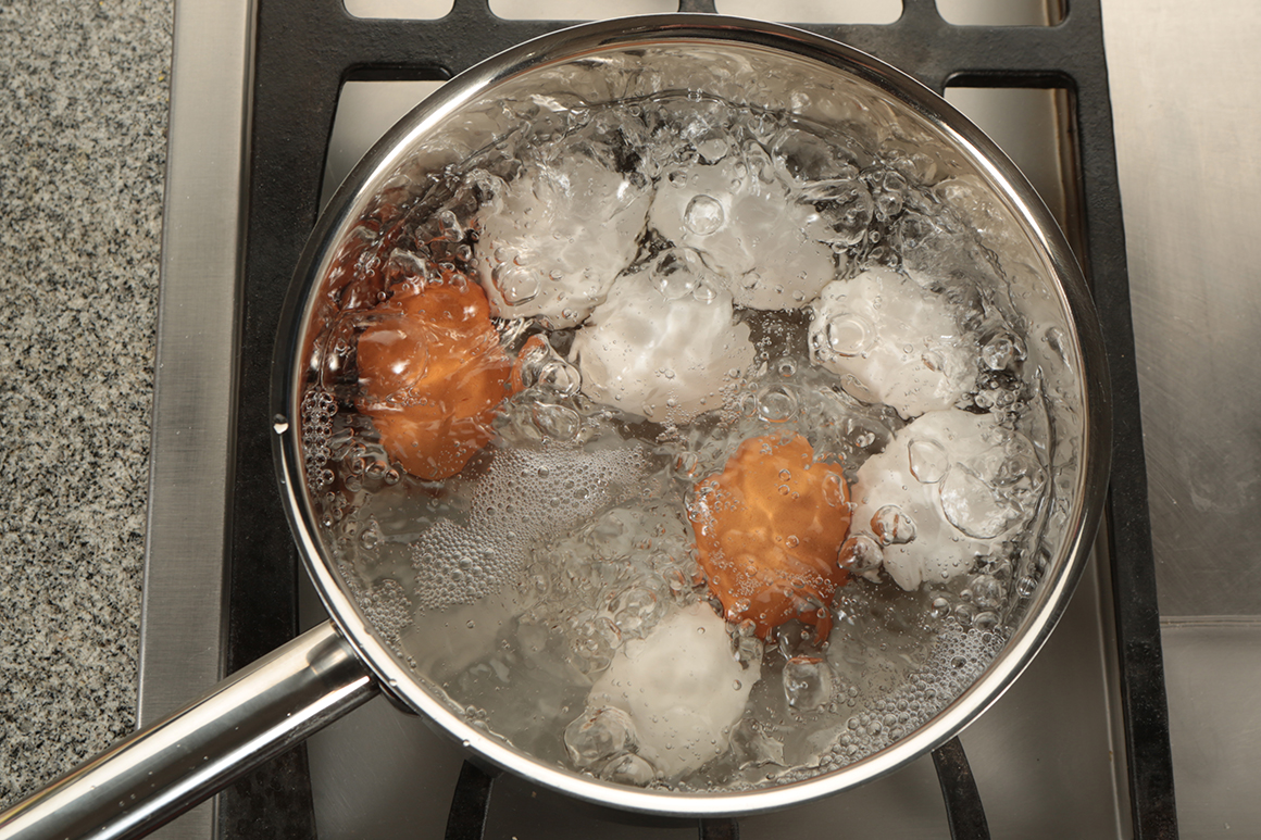 How to Soft Boil Eggs - Eggs.ca