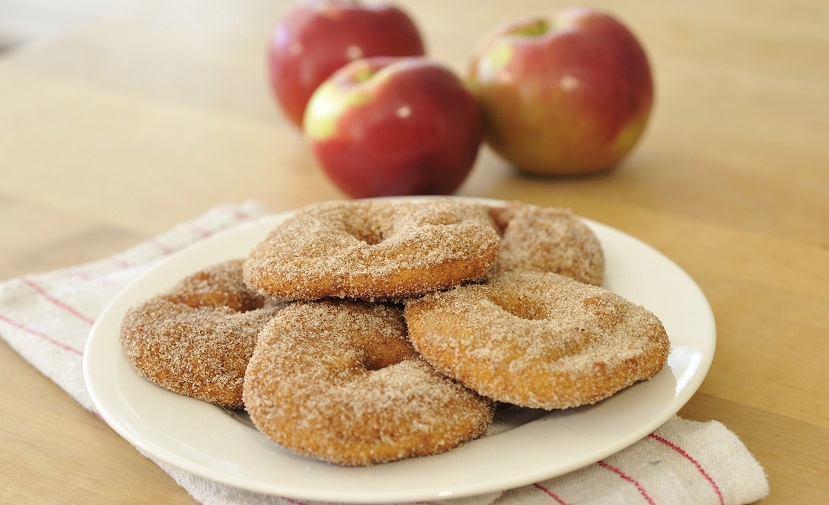 Cinnamon Apple Fritters - Eggs.ca