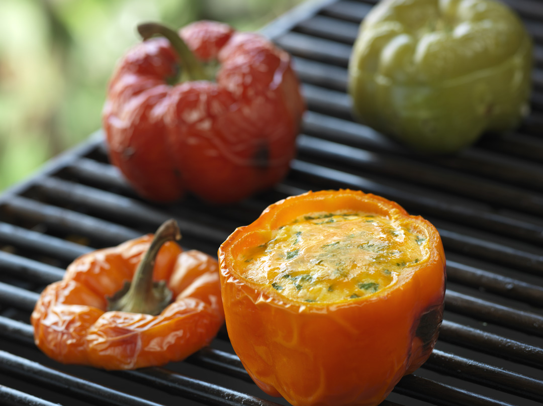 Grilled Eggs in Sweet Peppers - Eggs.ca