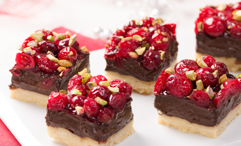 Chocolate Cranberry Shortbread Bars - Eggs.ca