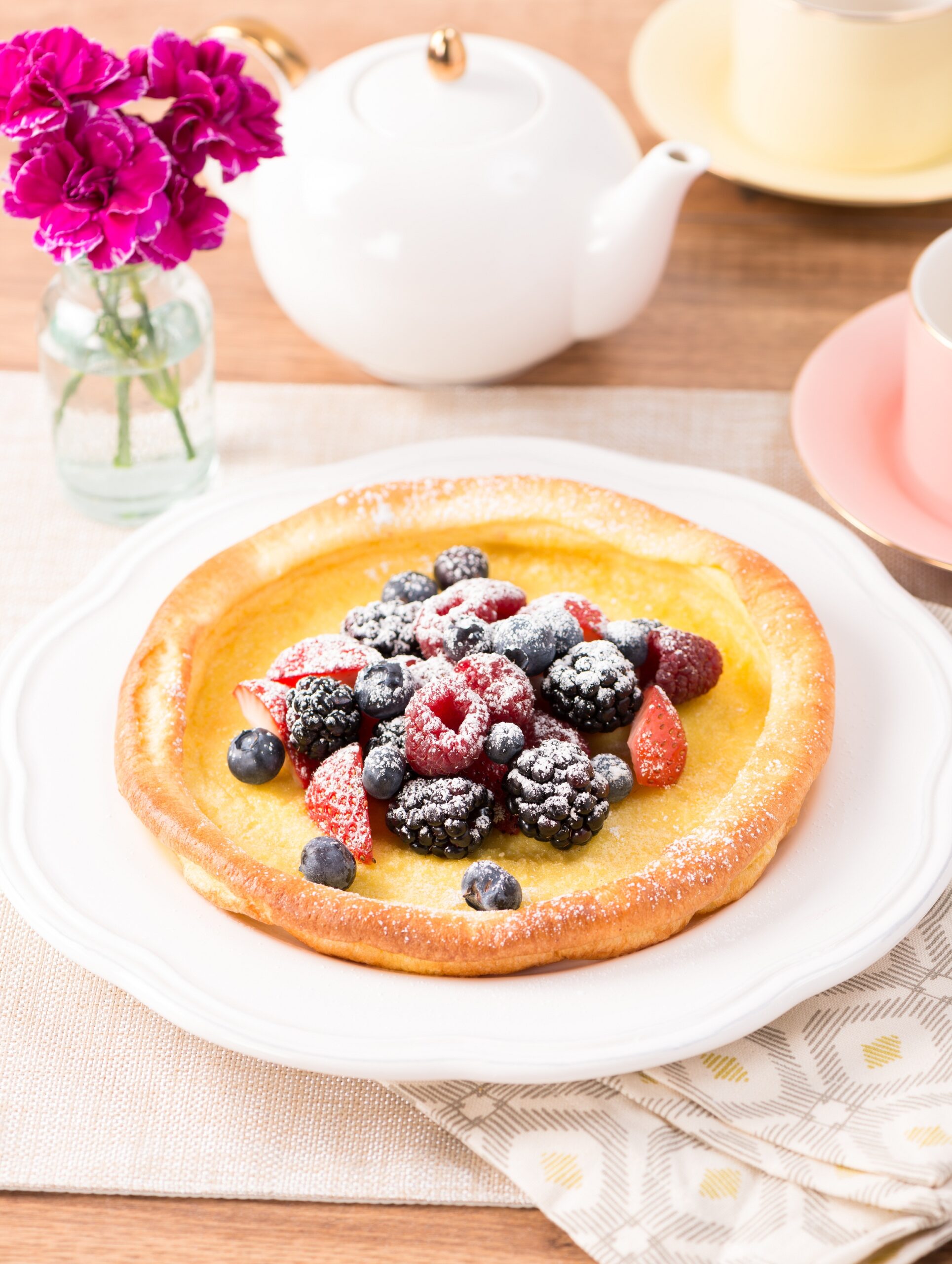 Dutch Baby Pancakes with Fresh Berries - Eggs.ca