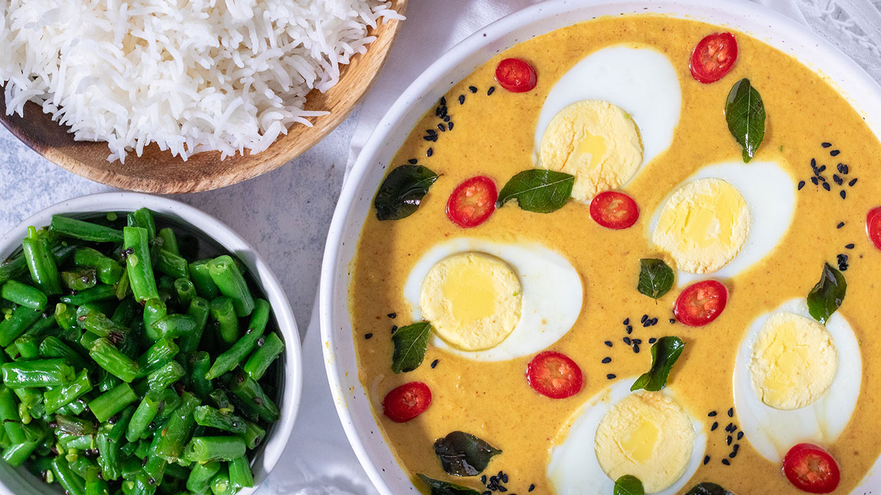 Coconut Egg Curry - Eggs.ca