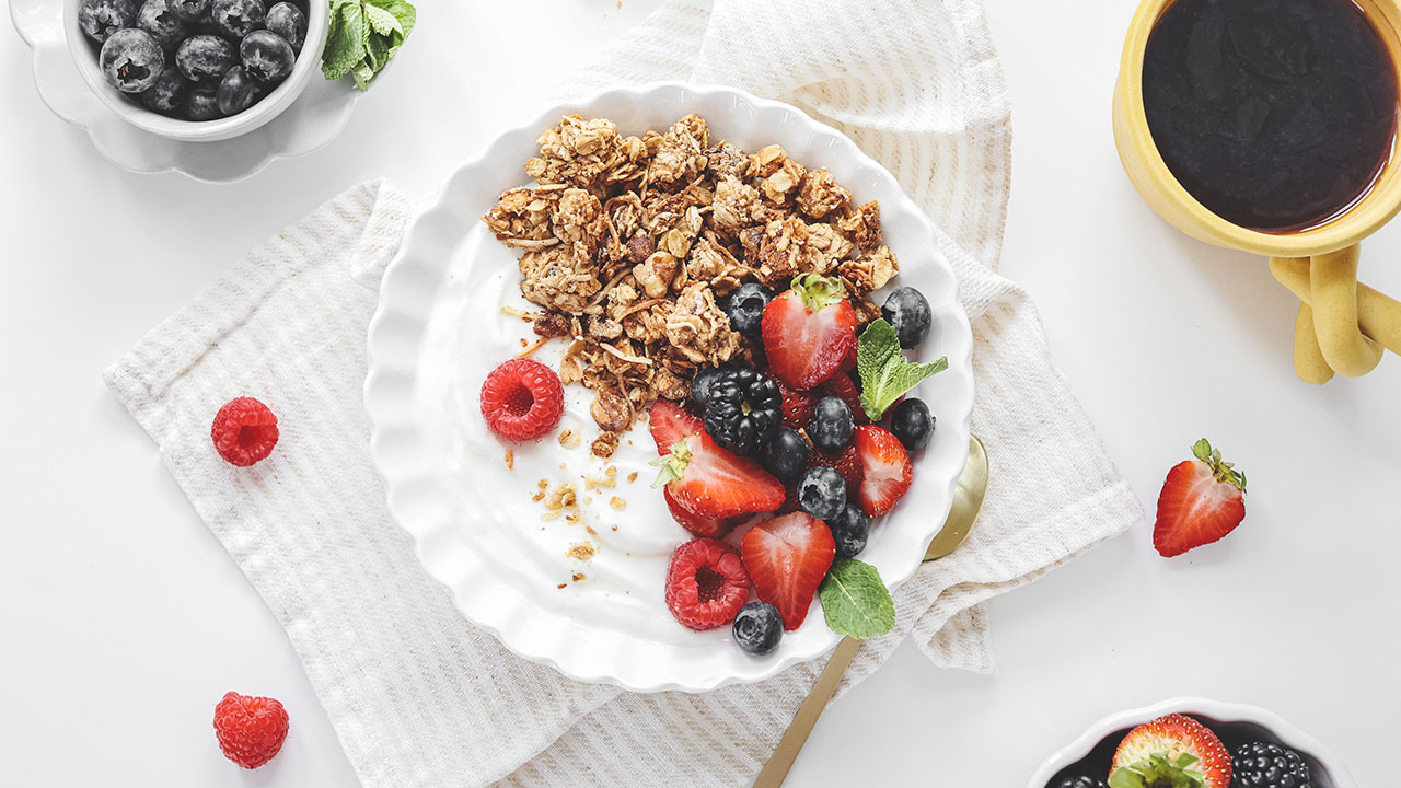 Heart Healthy Granola - Eggs.ca
