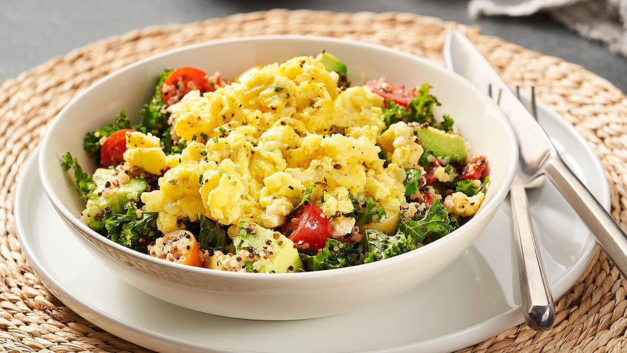 Quinoa and Kale Salad - Eggs.ca