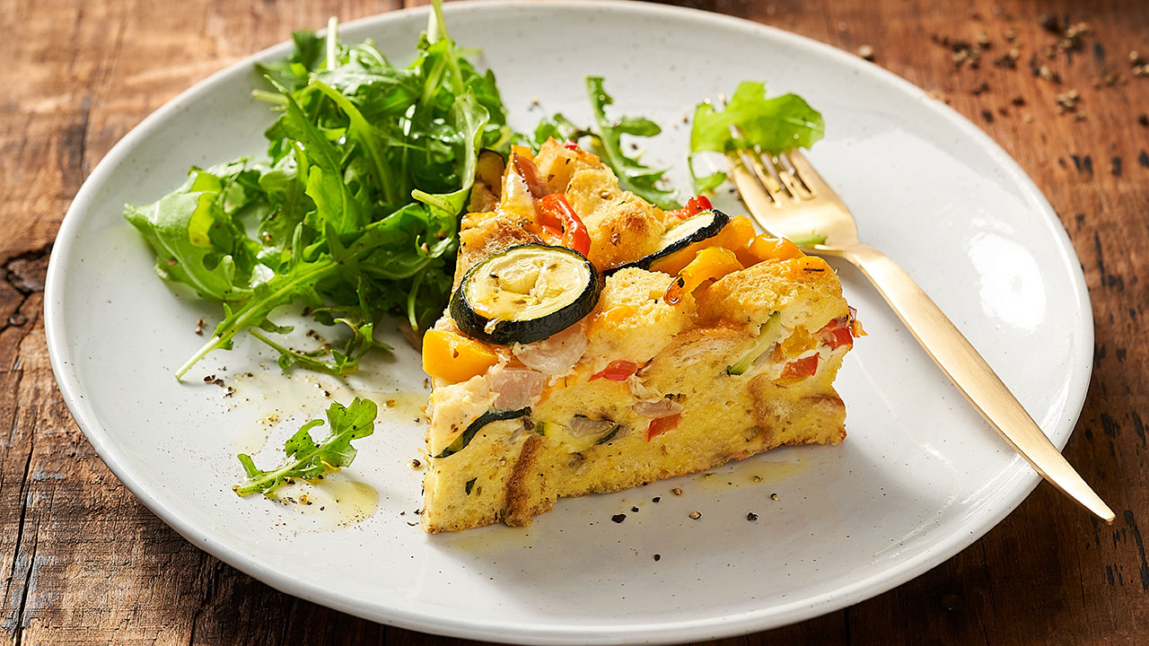 Veggie Strata Pie - Eggs.ca