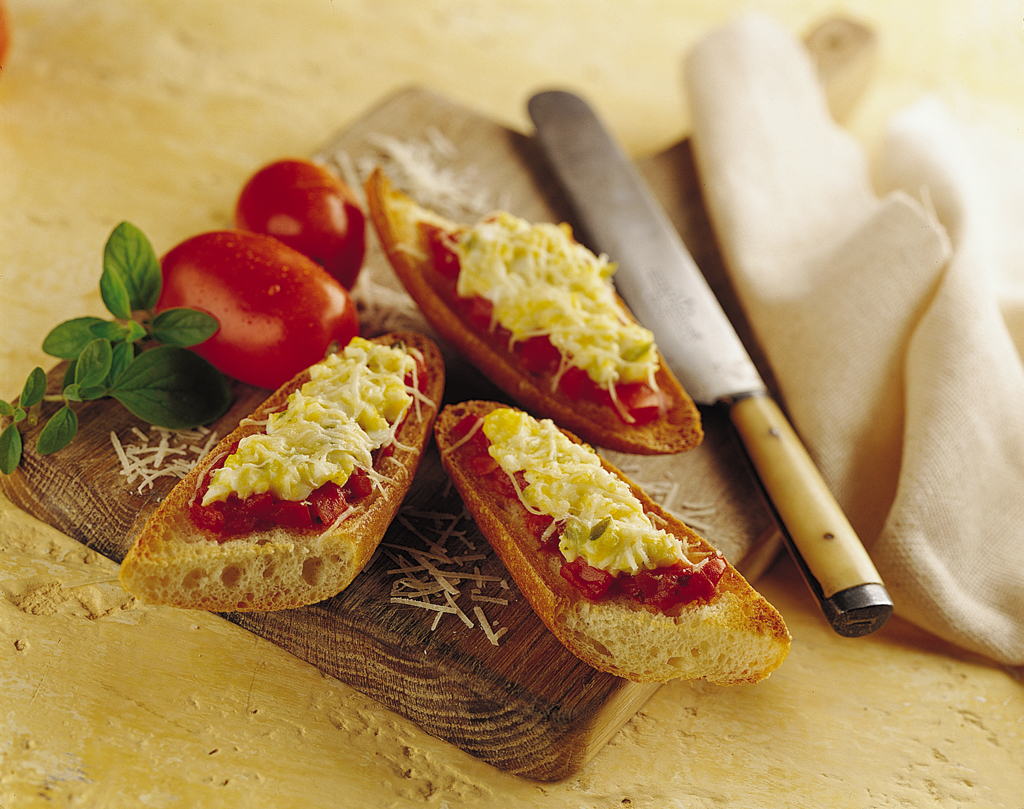Egg Crostini - Eggs.ca