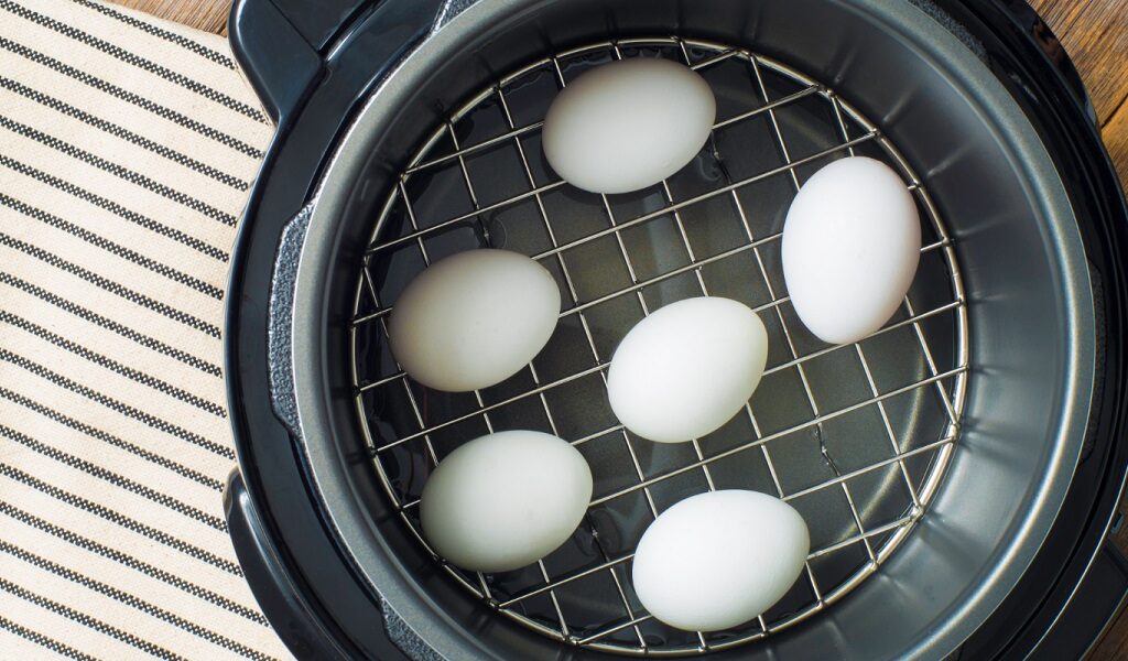 Instant Pot Eggs - Eggs.ca