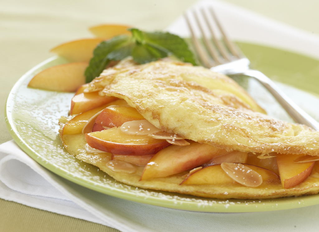 Peach, Honey and Almond Omelette - Eggs.ca