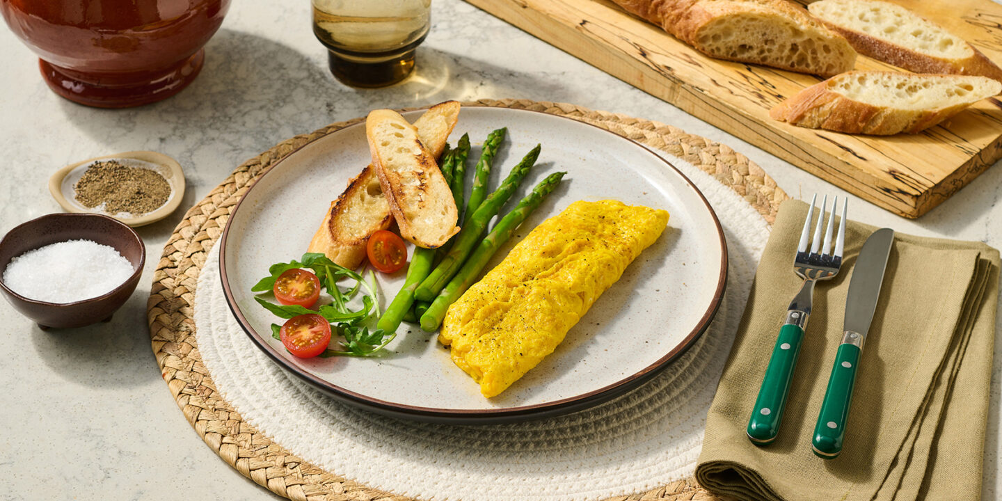 perfect-french-omelette-eggs-ca