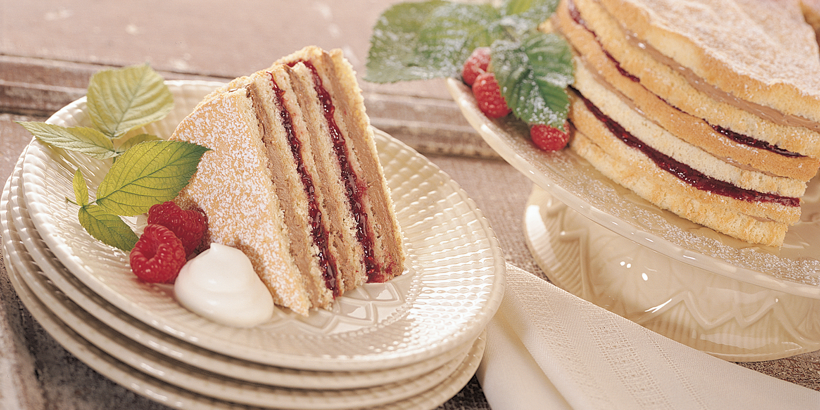 Raspberry-Chocolate Torte - Eggs.ca
