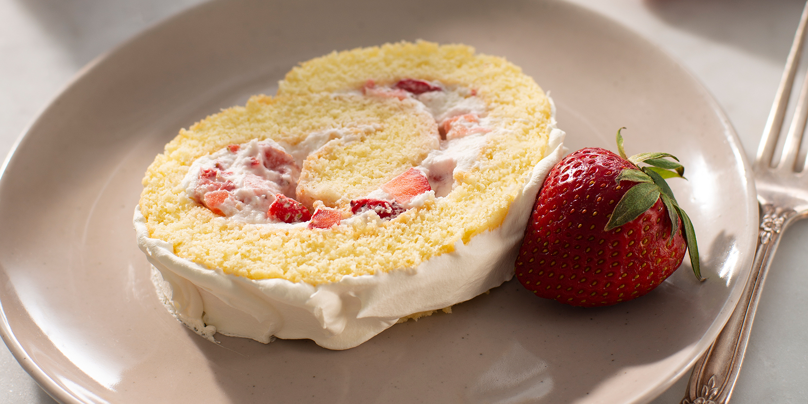 Strawberry Shortcake Jelly Roll - Eggs.ca