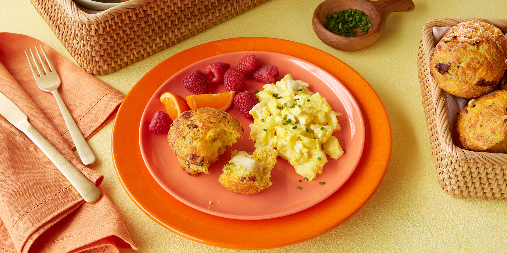 Cheddar Bacon Zucchini Muffins - Eggs.ca